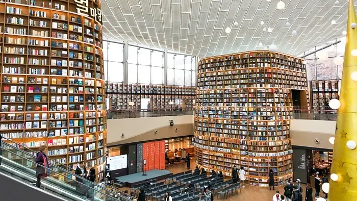 aménager sa bibliothèque : Optimiser l'espace et créer une ambiance bienveillante